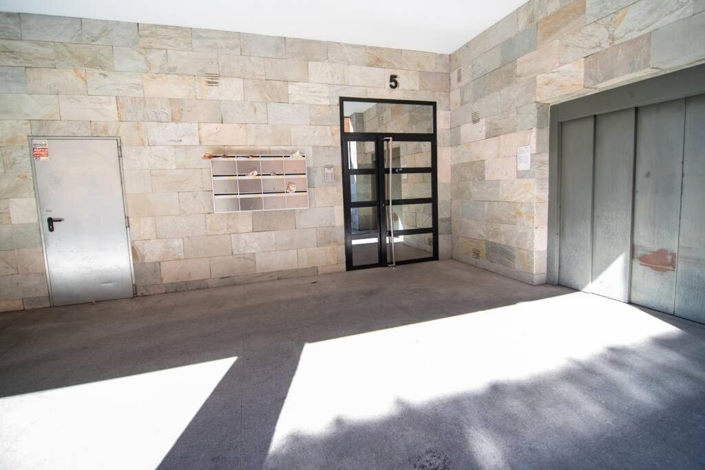 For You Rentals Beautiful Apartment Temporal Santiago Bernabeu Jmc5 Мадрид Екстериор снимка